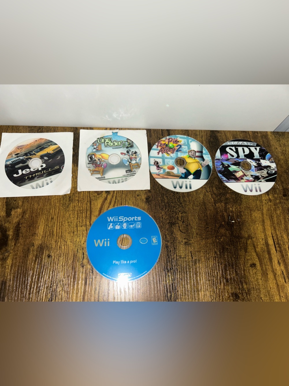 Lot #9 - Nintendo Wii Games Bundle (Wii Sports)